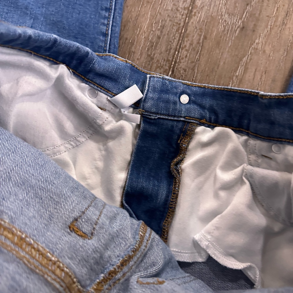 LOFT Classic Blue Jeans - Picture 6 of 11